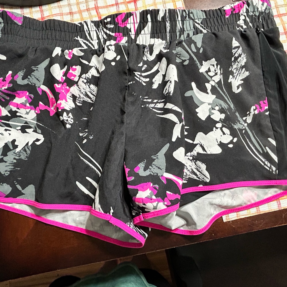 Fabletics large shorts